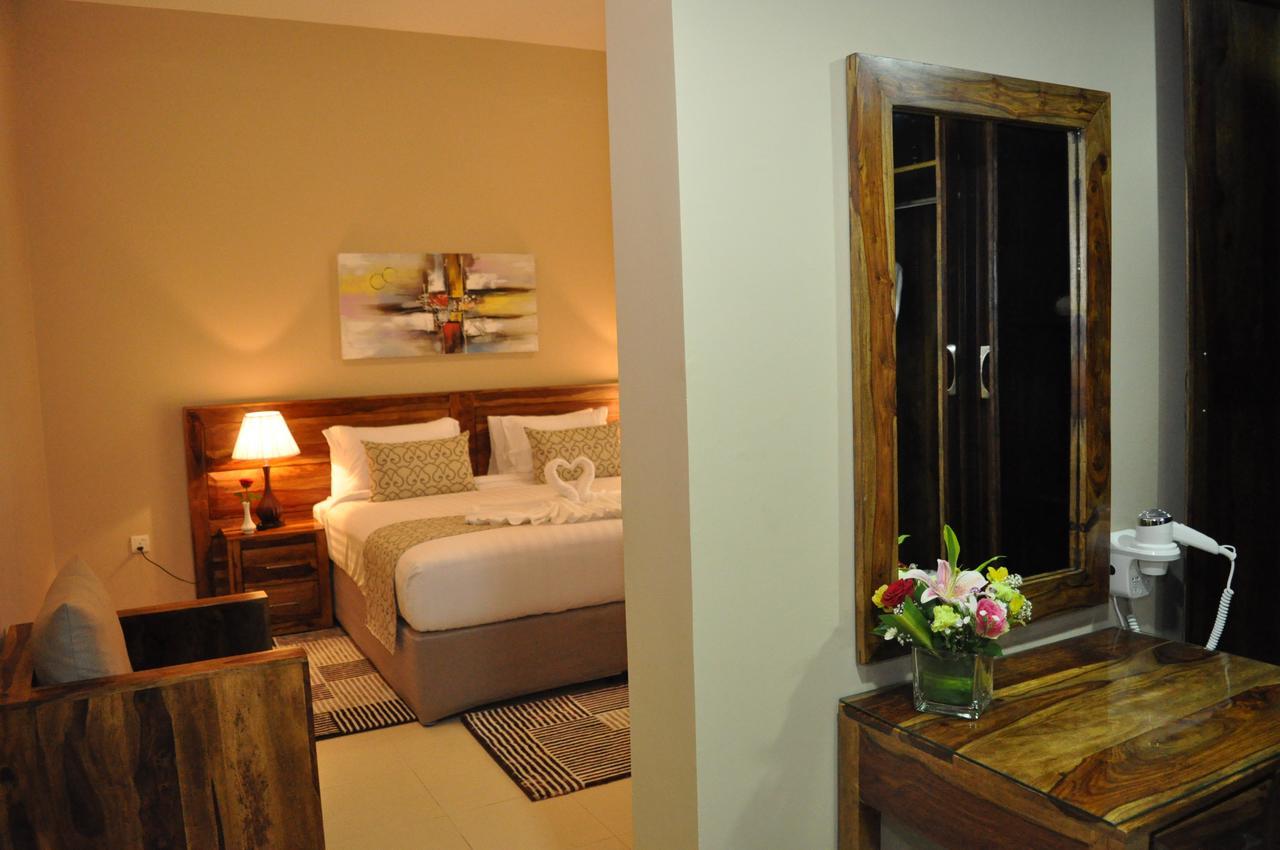 Ewan Grand Resort Аджман Экстерьер фото