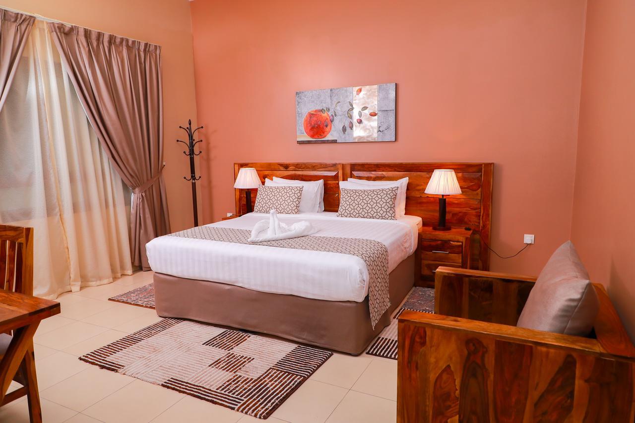 Ewan Grand Resort Аджман Экстерьер фото